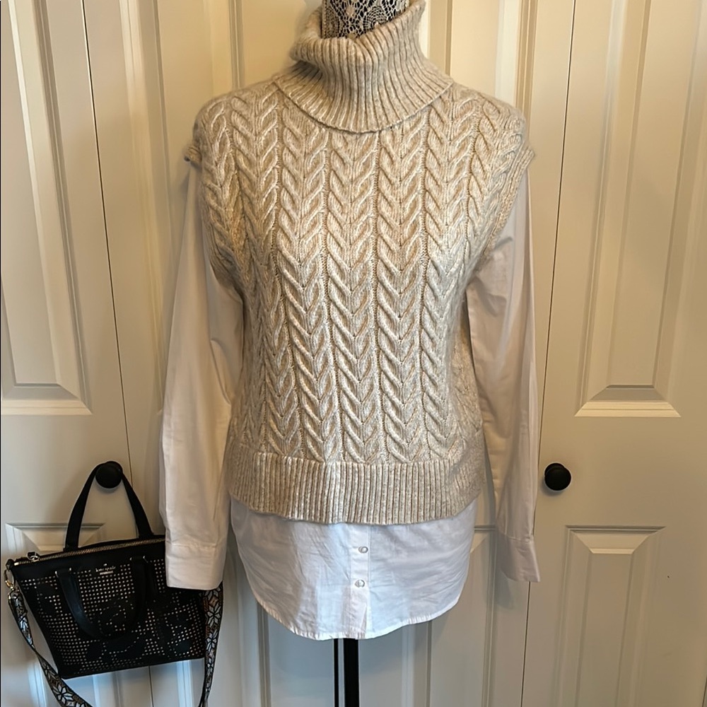 Ruby Moon Cream Turtleneck Sweater with Cable Knit Design